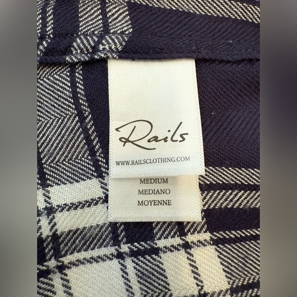 Rails - Women's Hunter Button Down Shirt Navy/Ivory Plaid  - Medium - Picture 10 of 11